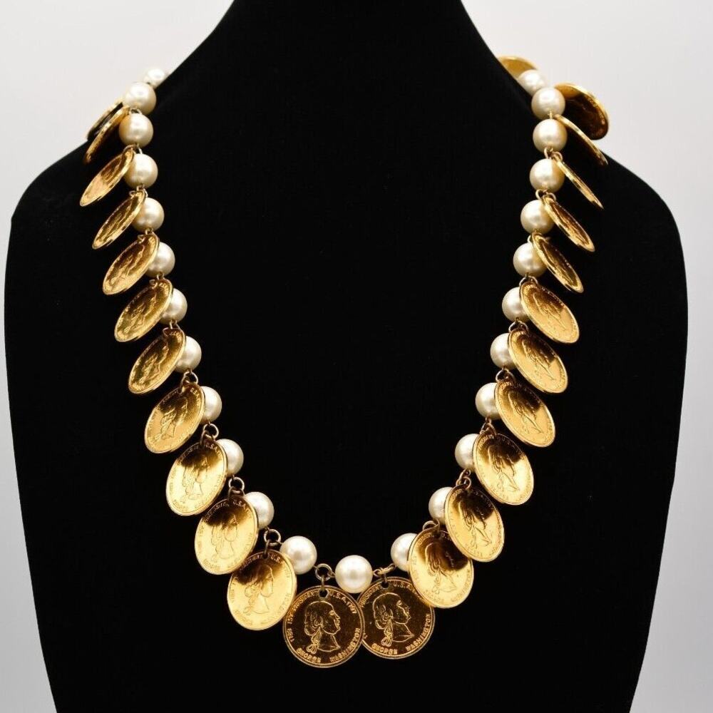 Freirich Vintage Coin Necklace Gold Faux Pearl George Washington Signed Bin4A